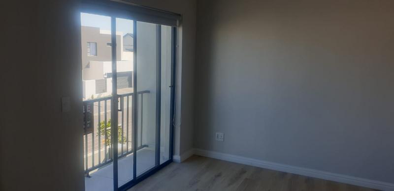 To Let 3 Bedroom Property for Rent in Sandown Western Cape